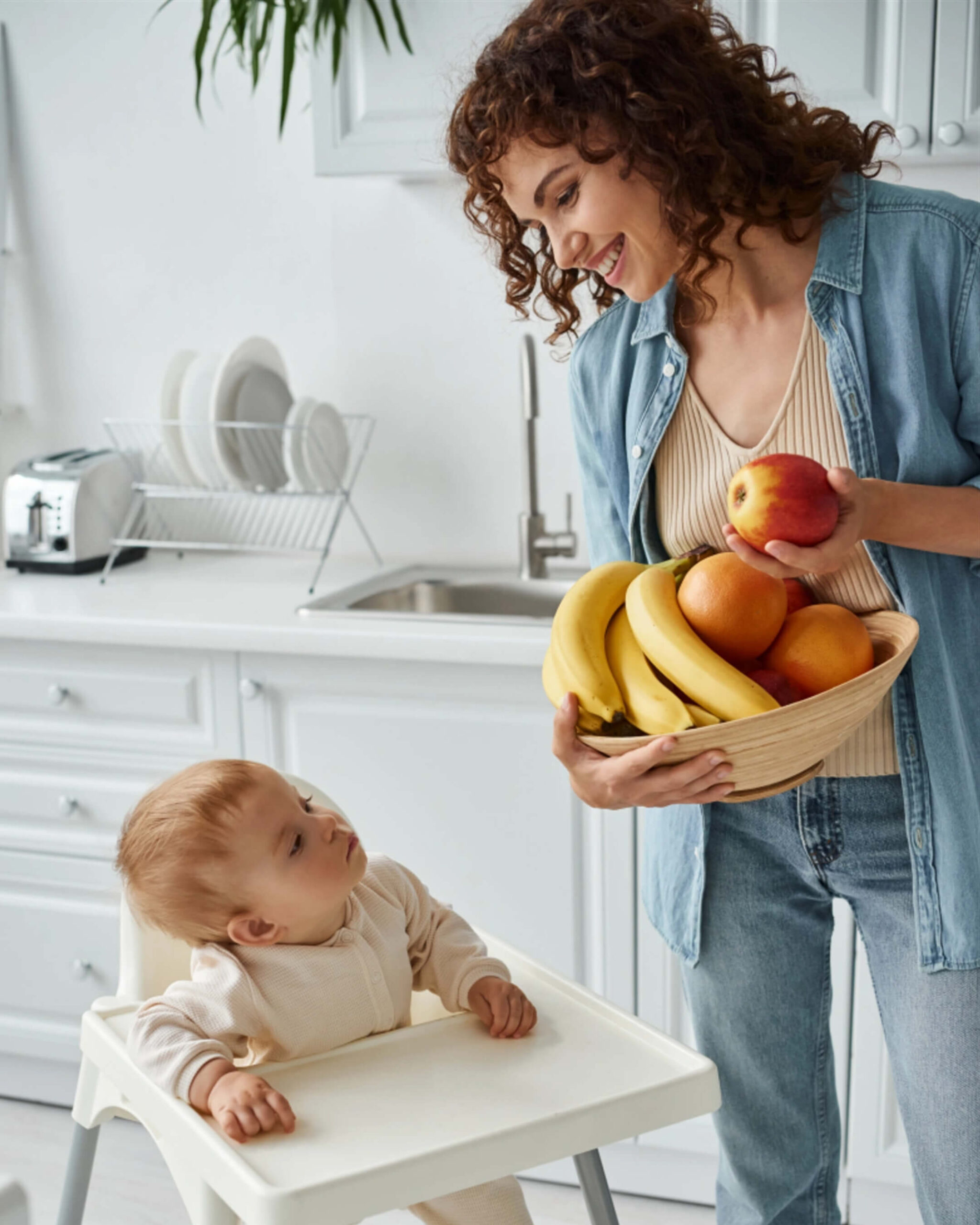 Home niña y frutas (1)